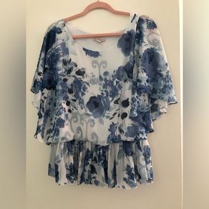 Dress Barn XL Flory Top Good Condition